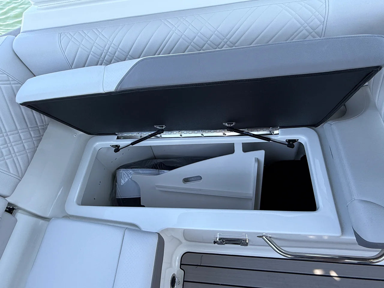 2026 Sea Ray SDX 230 Outboard 23.0 feet, Clearwater, Florida #9