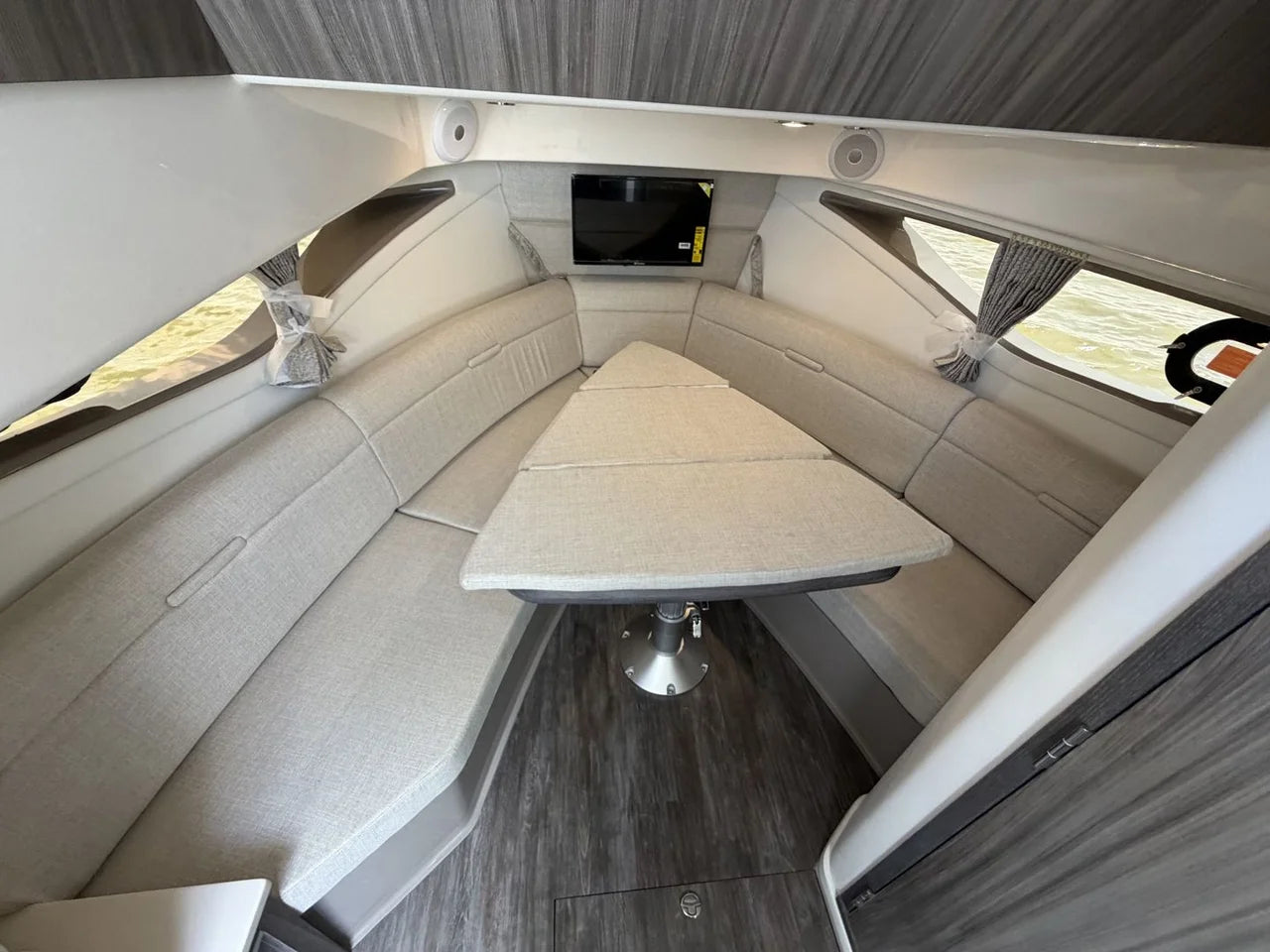 2026 Sea Ray Sundancer 320 Outboard 32.0 feet, Clearwater, Florida #60