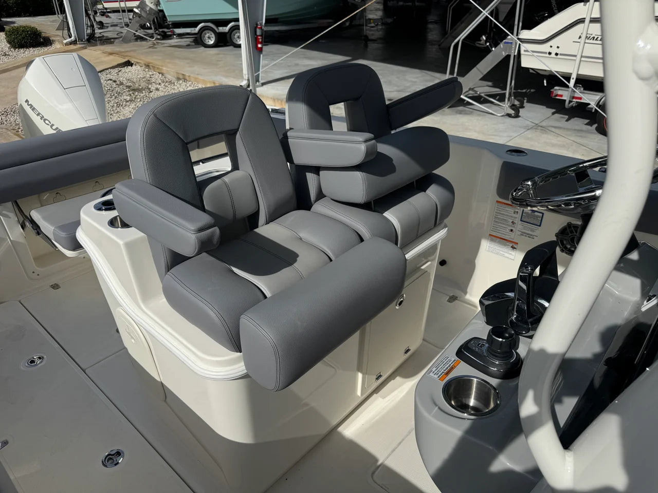 2026 Boston Whaler 280 Outrage 28.0 feet, Clearwater, Florida #12