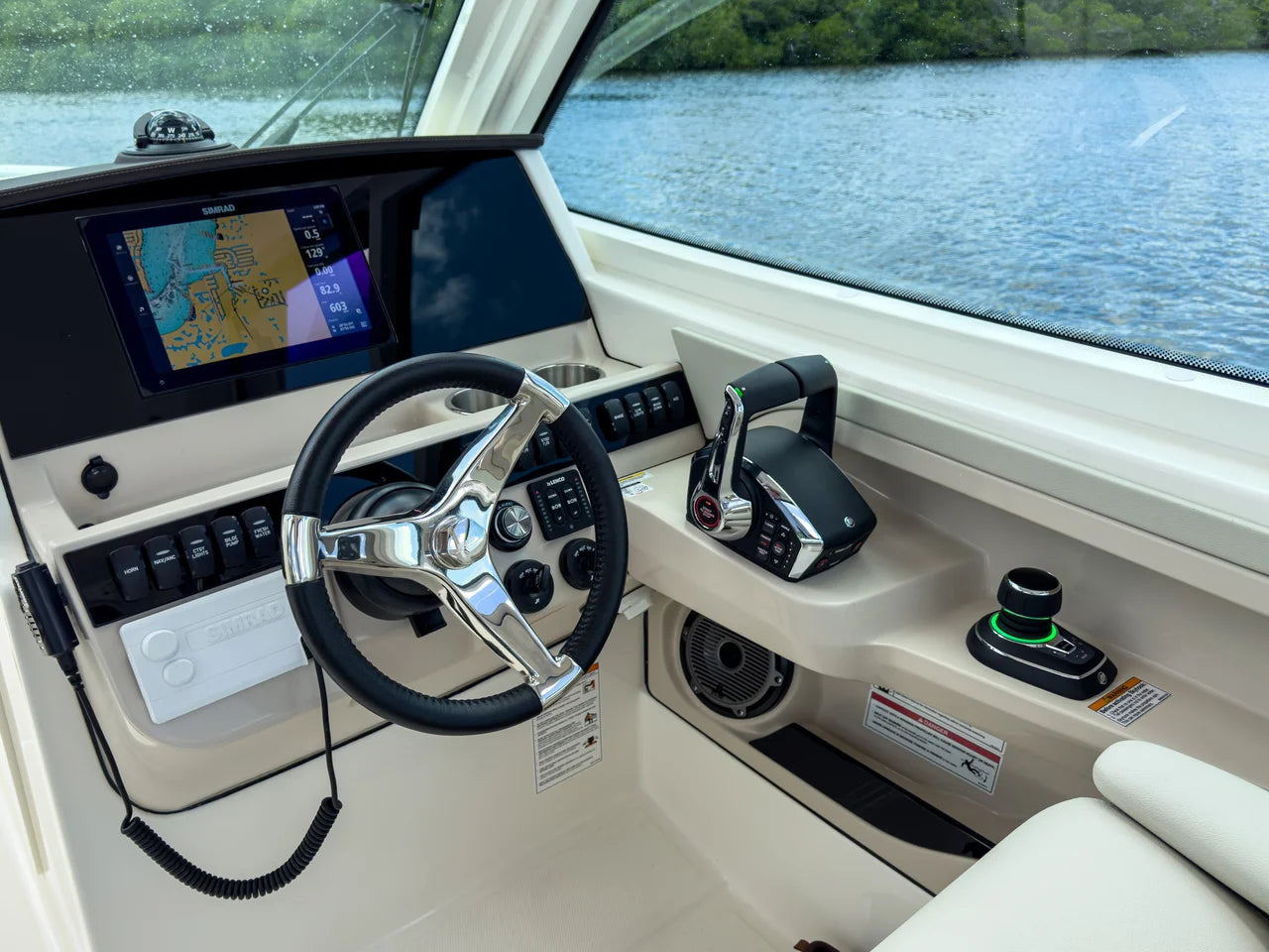 2026 Boston Whaler 280 Vantage 27.0 feet, Clearwater, Florida #18