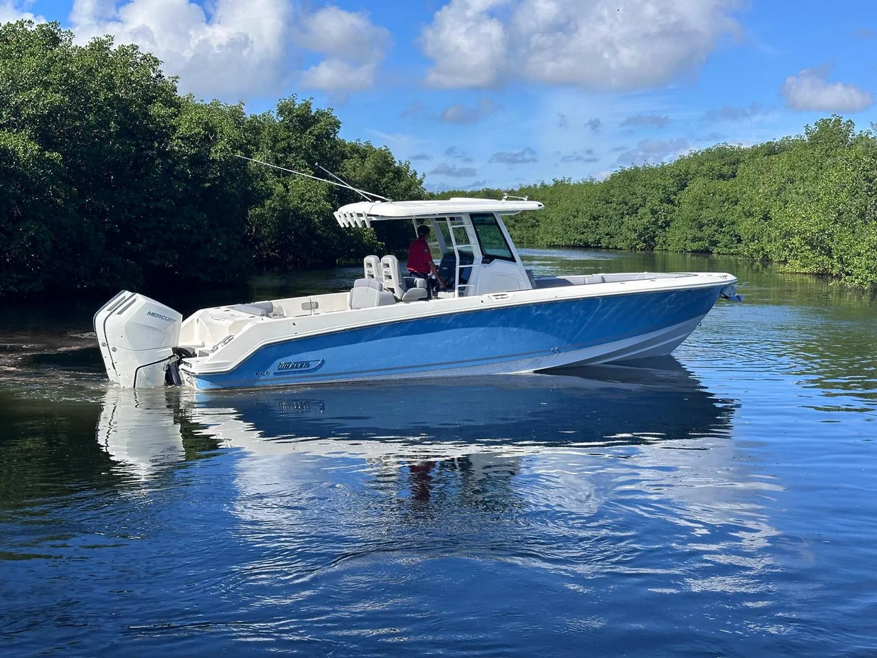2026 Boston Whaler 330 Outrage 33.0 feet, Clearwater, Florida #10