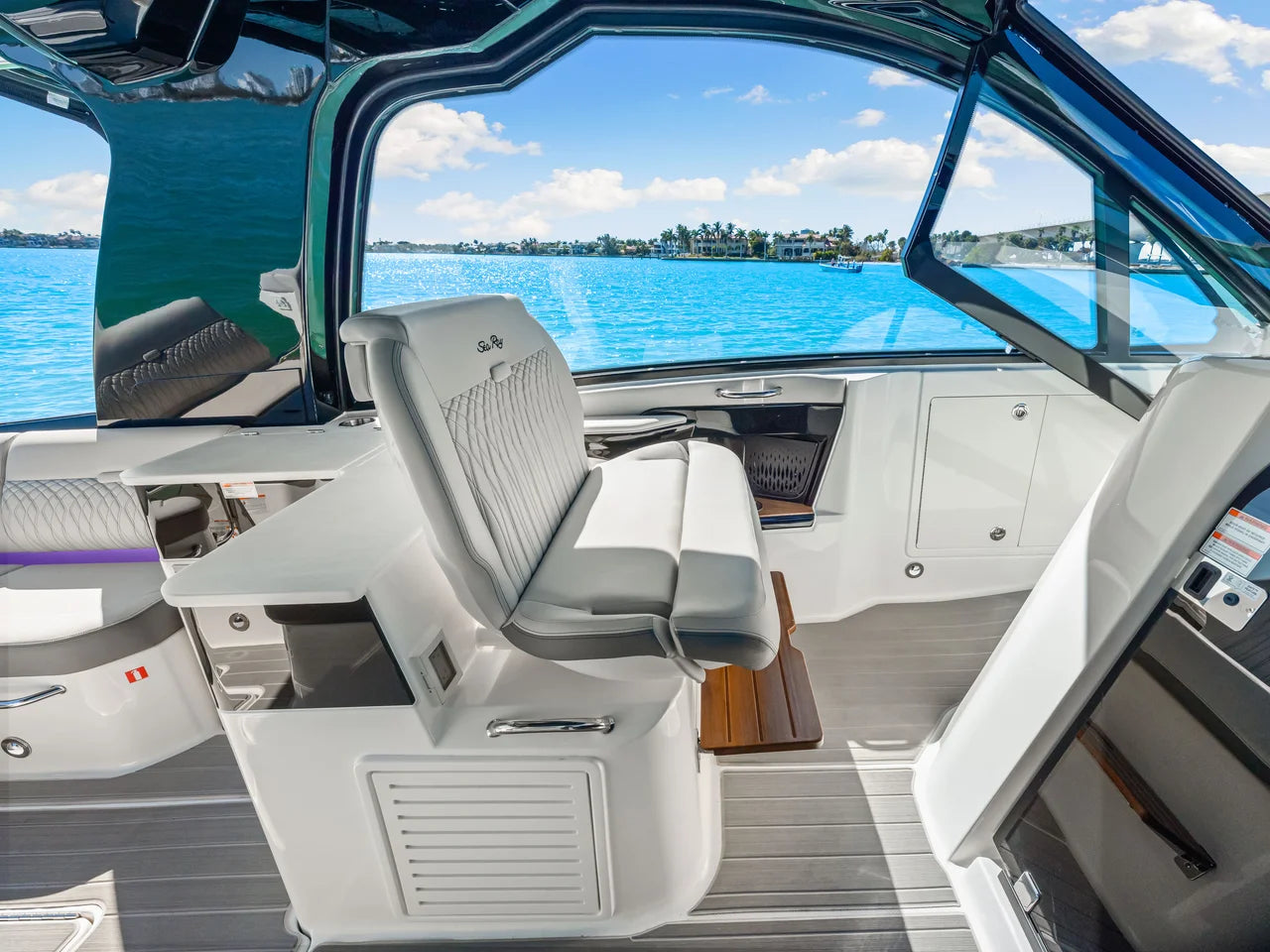 2026 Sea Ray Sundancer 370 Outboard 37.0 feet, Clearwater, Florida #48