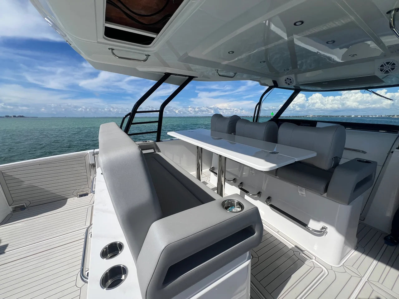 2026 Cruisers Yachts 38 VTR 38.0 feet, Clearwater, Florida #29
