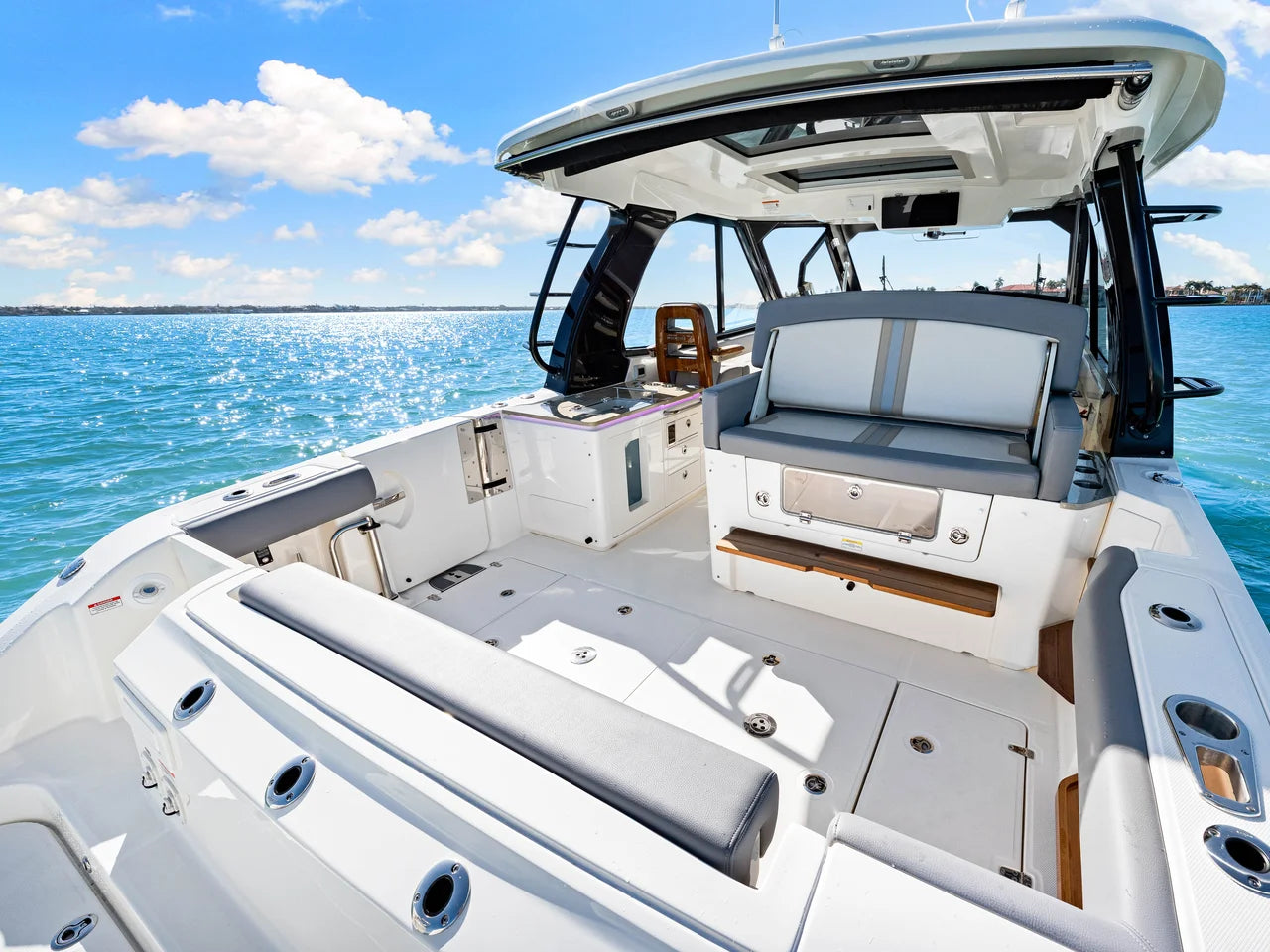 2026 Boston Whaler 380 Realm 38.0 feet, Clearwater, Florida #9
