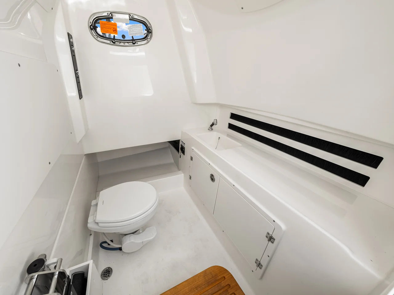2026 Boston Whaler 330 Outrage 33.0 feet, Clearwater, Florida #22
