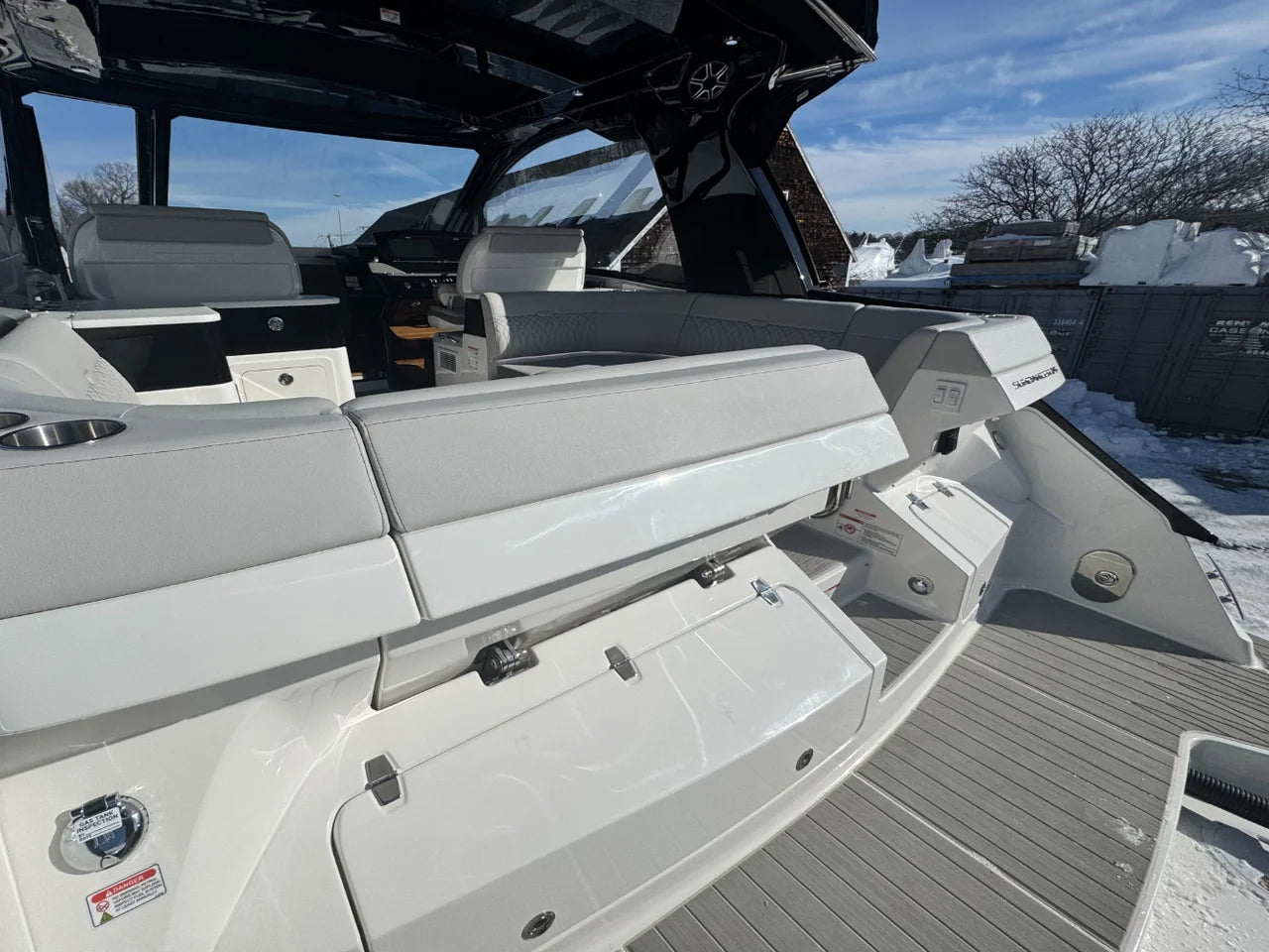 2026 Sea Ray Sundancer 370 Outboard 37.0 feet, Clearwater, Florida #5