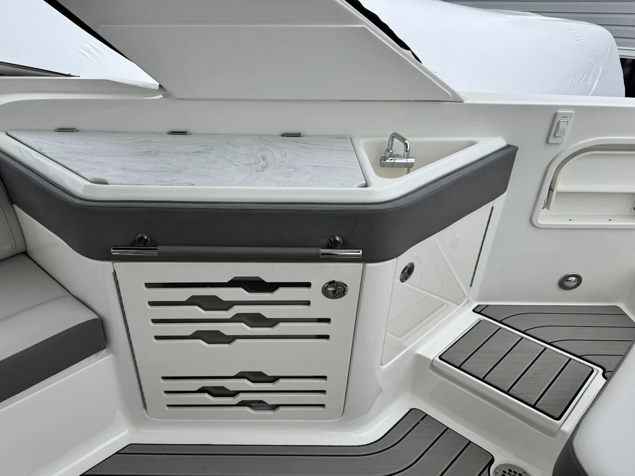 2026 Sea Ray SLX 310 Outboard 31.0 feet, Clearwater, Florida #22