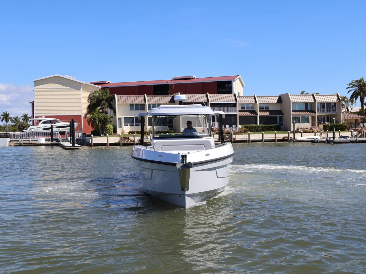2026 Cruisers Yachts 38 VTR 38.0 feet, Clearwater, Florida #4