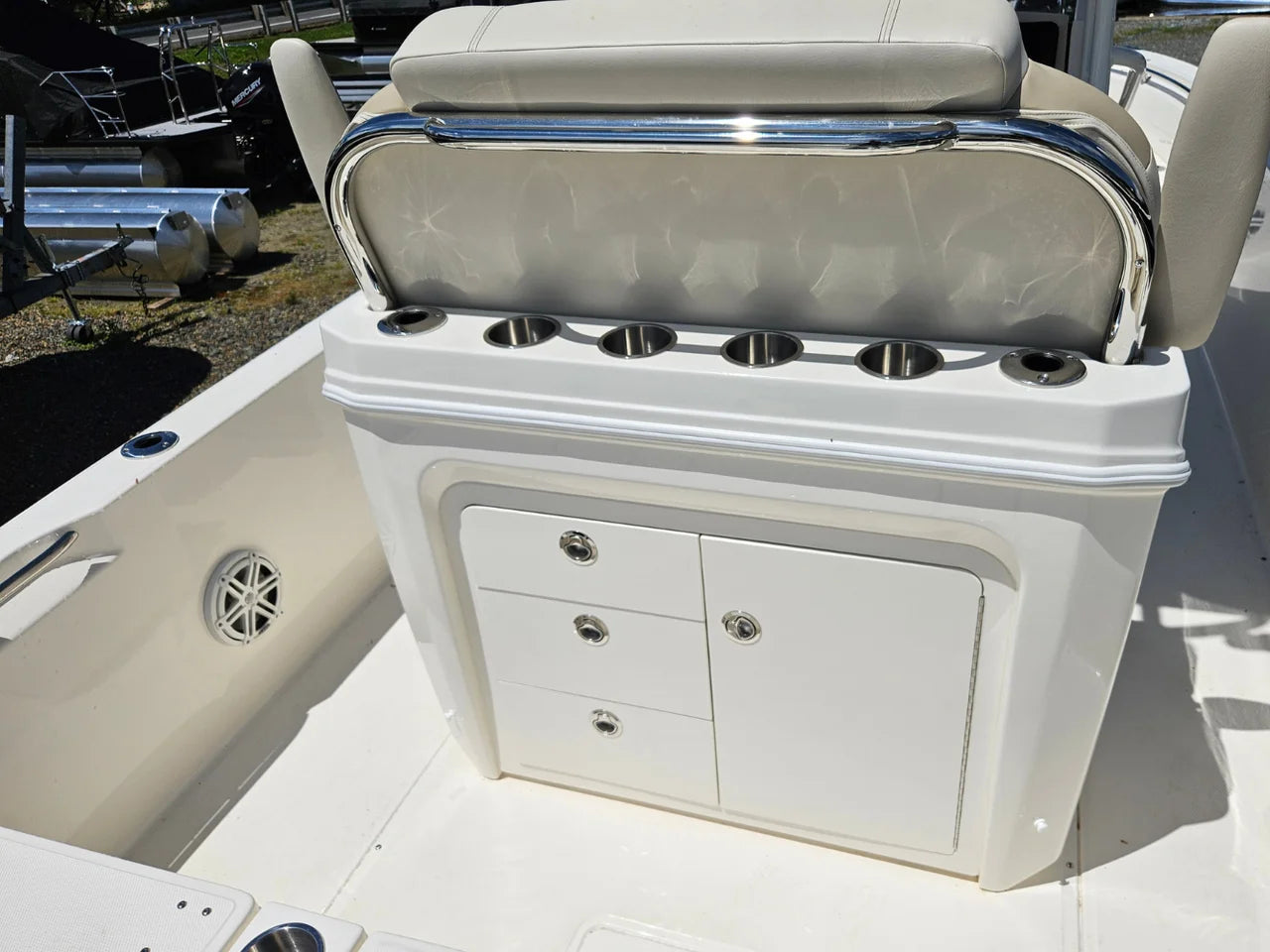 2026 Boston Whaler 250 Dauntless 25.0 feet, Clearwater, Florida #9