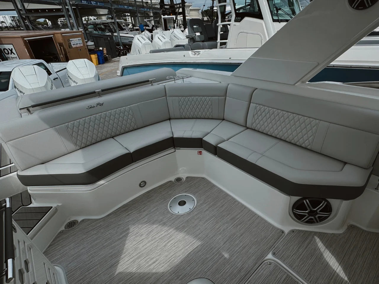 2026 Sea Ray SLX 310 Outboard 31.0 feet, Clearwater, Florida #7