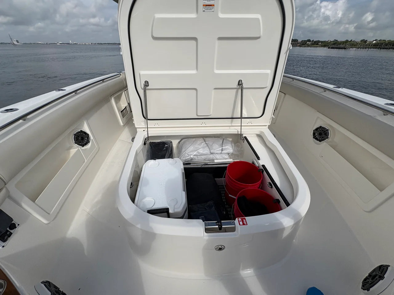 2026 Boston Whaler 380 Outrage 38.0 feet, Clearwater, Florida #24