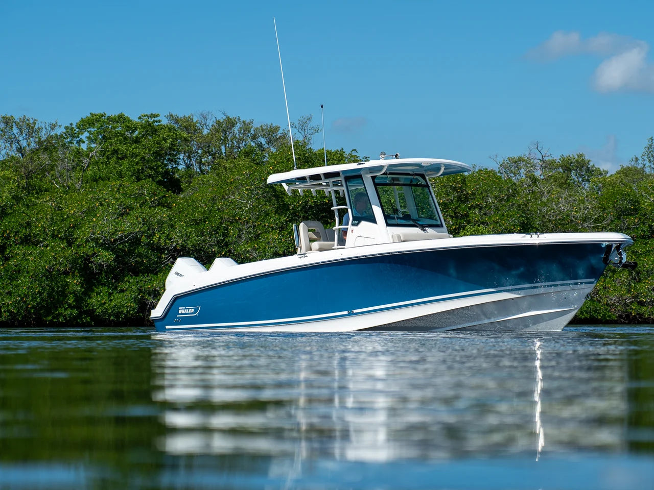 2026 Boston Whaler 330 Outrage 33.0 feet, Clearwater, Florida #30