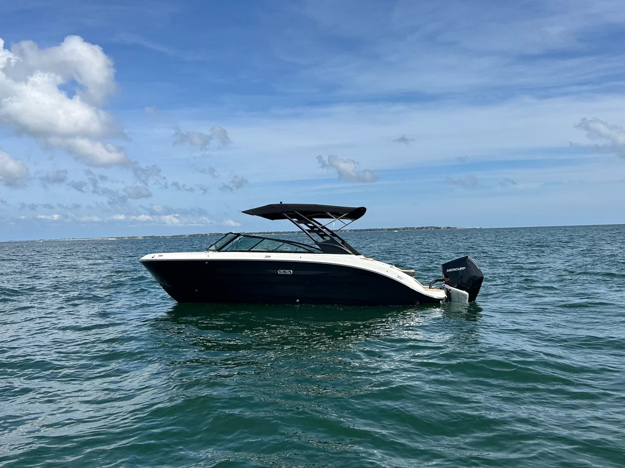 2026 Sea Ray SDX 250 Outboard 25.0 feet, Clearwater, Florida #1