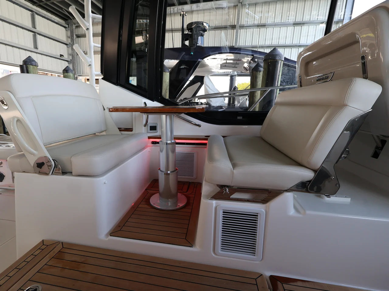 2026 Boston Whaler 405 Conquest 40.0 feet, Clearwater, Florida #41