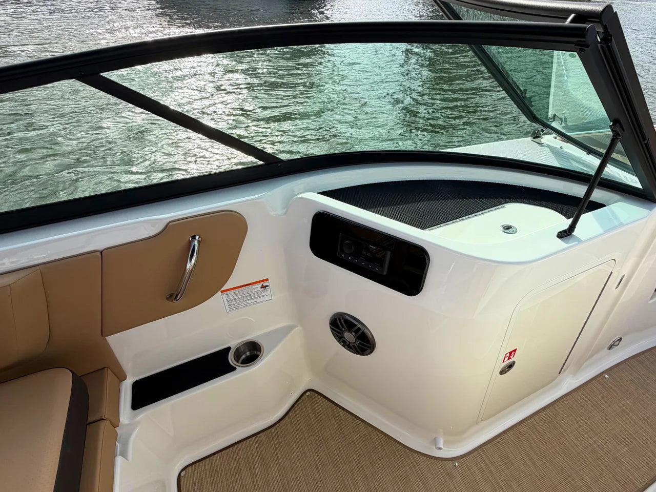 2026 Sea Ray SDX 250 Outboard 25.0 feet, Clearwater, Florida #17