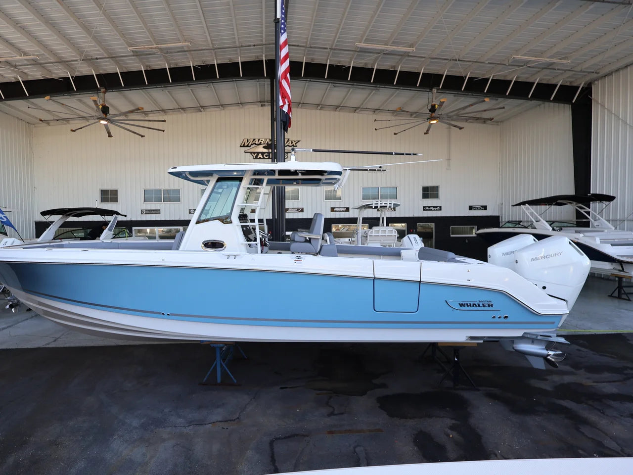 2026 Boston Whaler 330 Outrage 33.0 feet, Clearwater, Florida #1