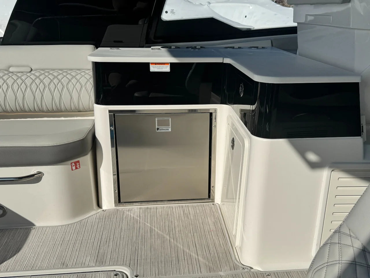 2026 Sea Ray Sundancer 370 Outboard 37.0 feet, Clearwater, Florida #10
