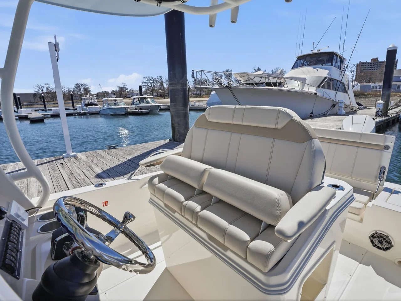 2026 Boston Whaler 280 Dauntless 28.0 feet, Clearwater, Florida #14