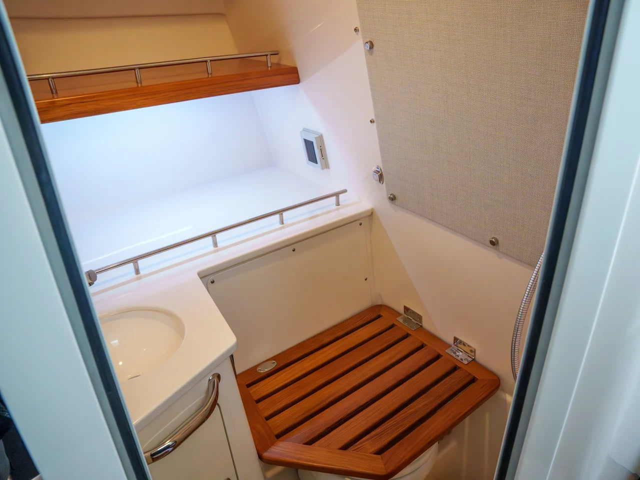 2026 Boston Whaler 350 Realm 35.0 feet, Clearwater, Florida #26