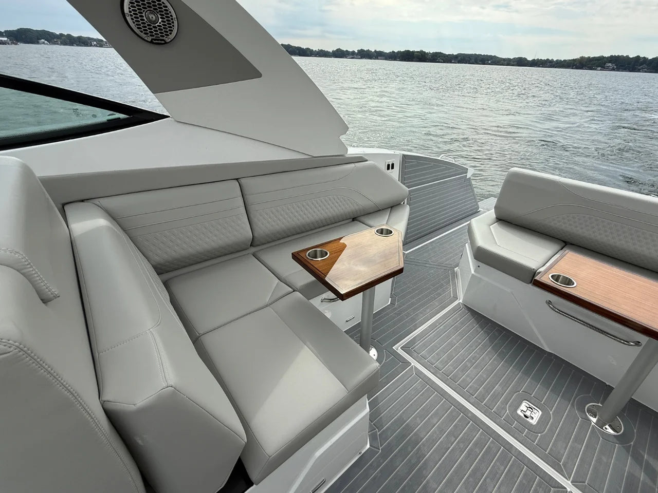 2026 Cruisers Yachts 38 GLS 37.0 feet, Clearwater, Florida #18