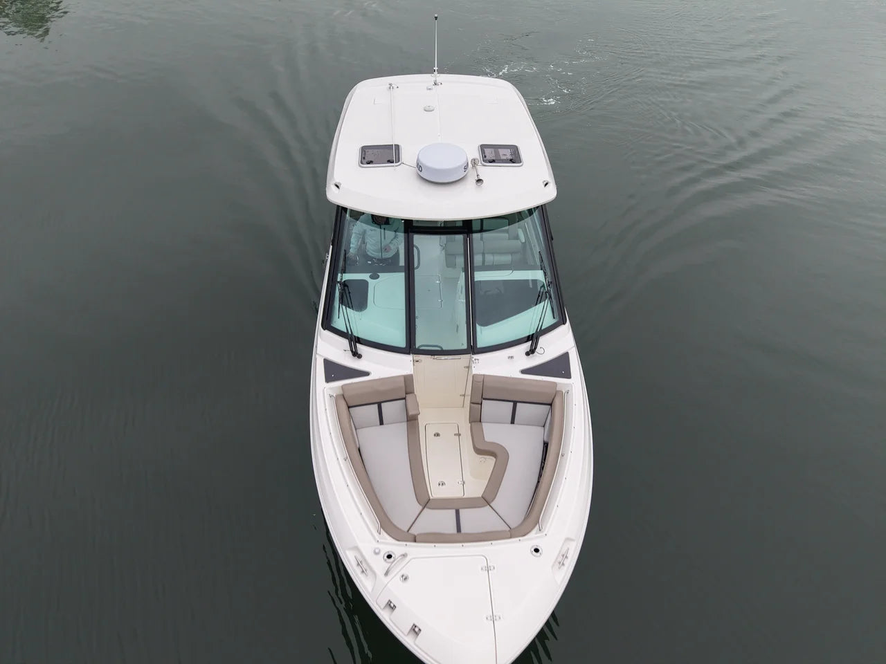 2026 Boston Whaler 330 Vantage 33.0 feet, Clearwater, Florida #17