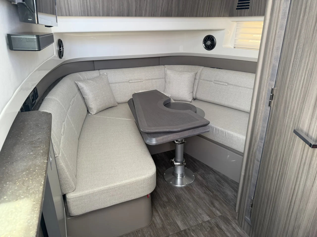 2026 Sea Ray SLX 400 Outboard 40.0 feet, Clearwater, Florida #20