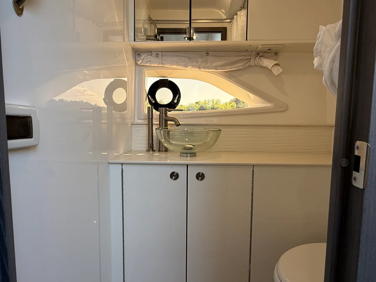 2026 Sea Ray Sundancer 320 Outboard 32.0 feet, Clearwater, Florida #18