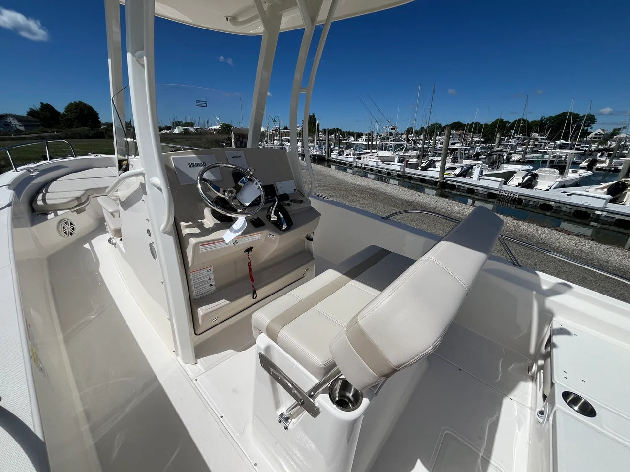 2026 Boston Whaler 250 Dauntless 25.0 feet, Clearwater, Florida #5
