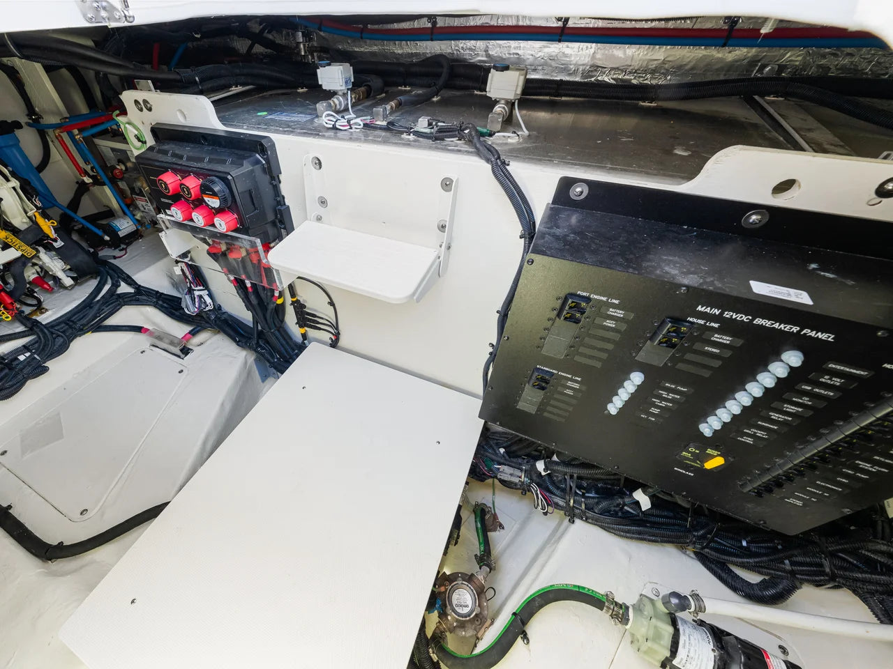 2026 Sea Ray Sundancer 370 Outboard 37.0 feet, Clearwater, Florida #89