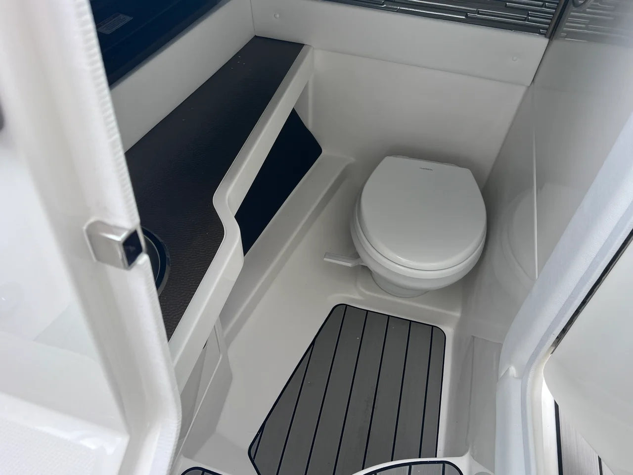 2026 Sea Ray SLX 310 Outboard 31.0 feet, Clearwater, Florida #29