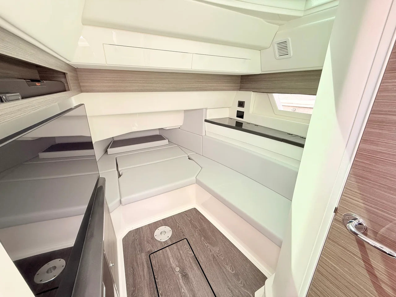 2025 Aviara AV40 Outboard 40.0 feet, Clearwater, Florida #55