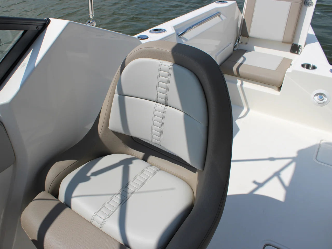 2026 Boston Whaler 210 Vantage 21.0 feet, Clearwater, Florida #27