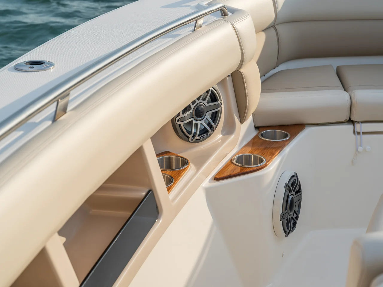 2026 Boston Whaler 350 Realm 35.0 feet, Clearwater, Florida #38