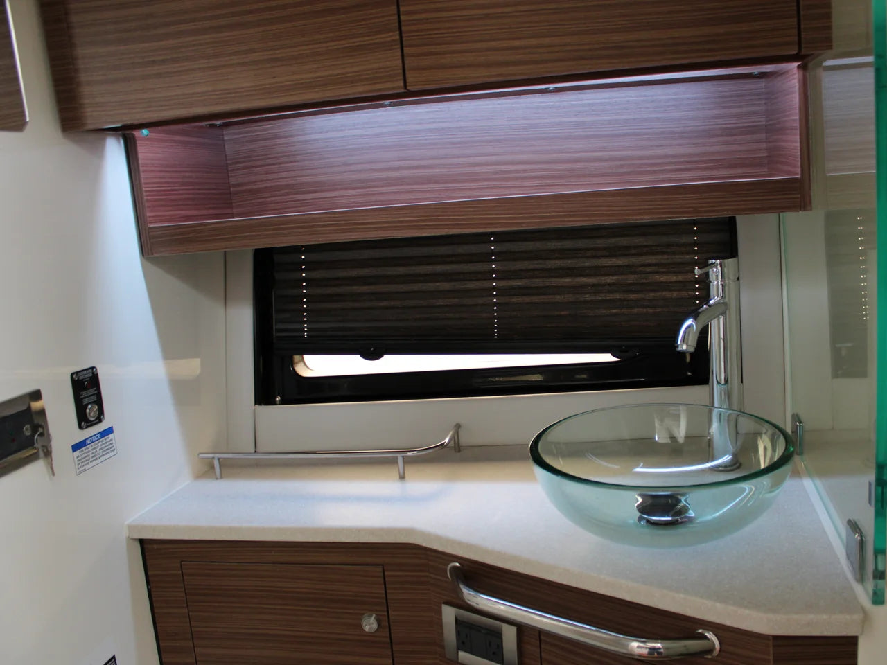 2025 Boston Whaler 365 Conquest 36.0 feet, Clearwater, Florida #21
