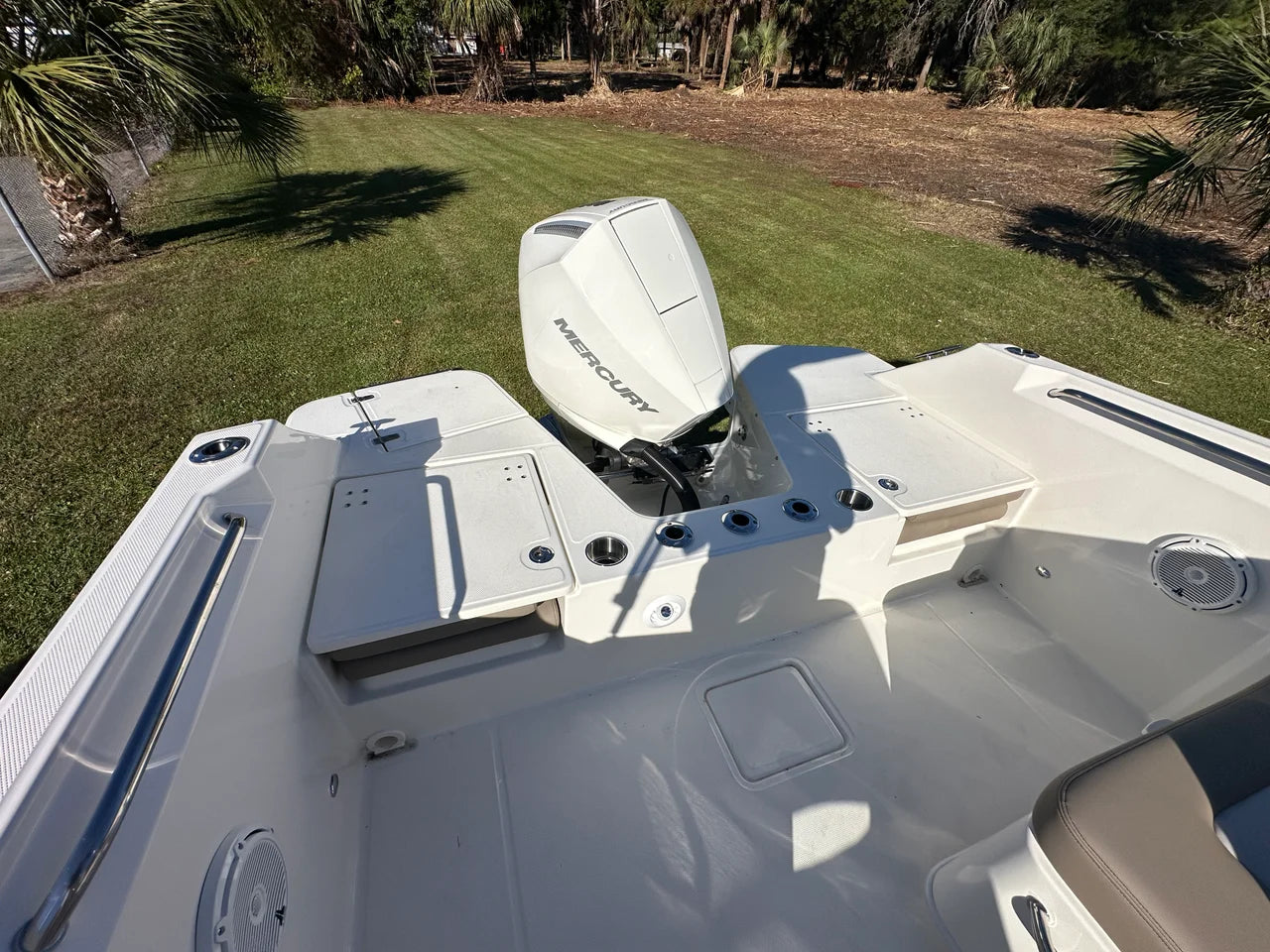 2025 Boston Whaler 210 Vantage 21.0 feet, Clearwater, Florida #24