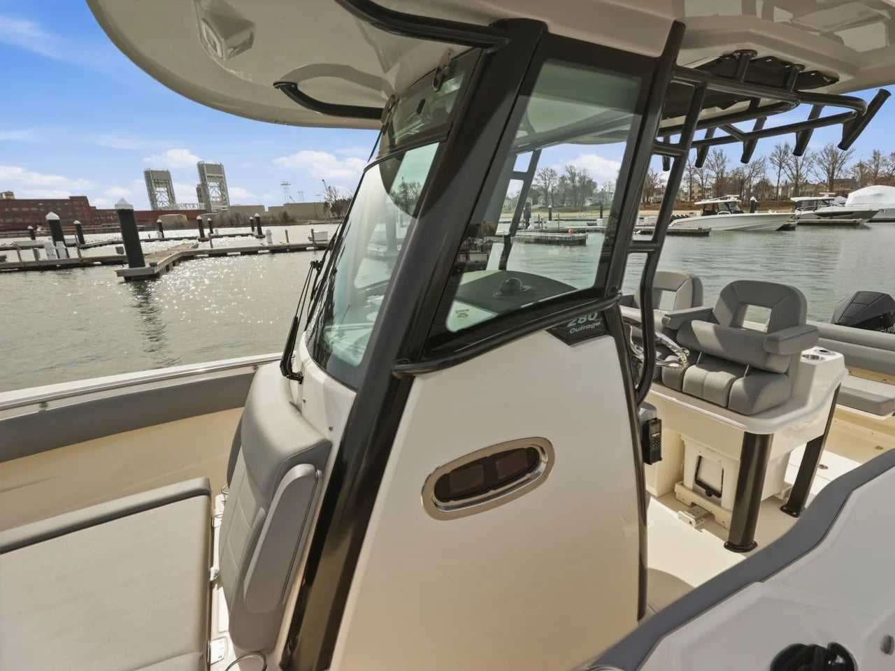 2026 Boston Whaler 280 Outrage 28.0 feet, Clearwater, Florida #14