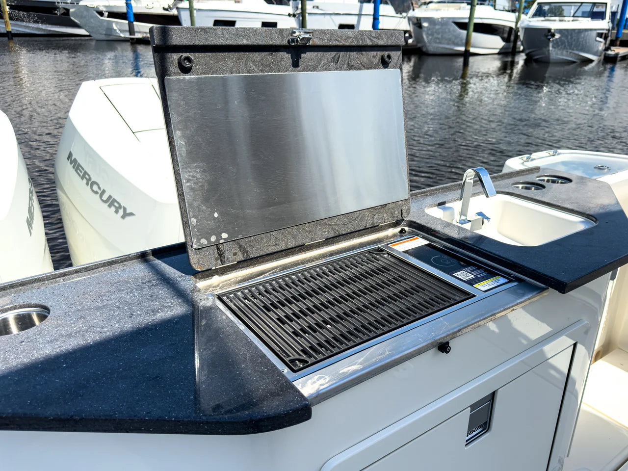 2026 Boston Whaler 365 Conquest 36.0 feet, Clearwater, Florida #6