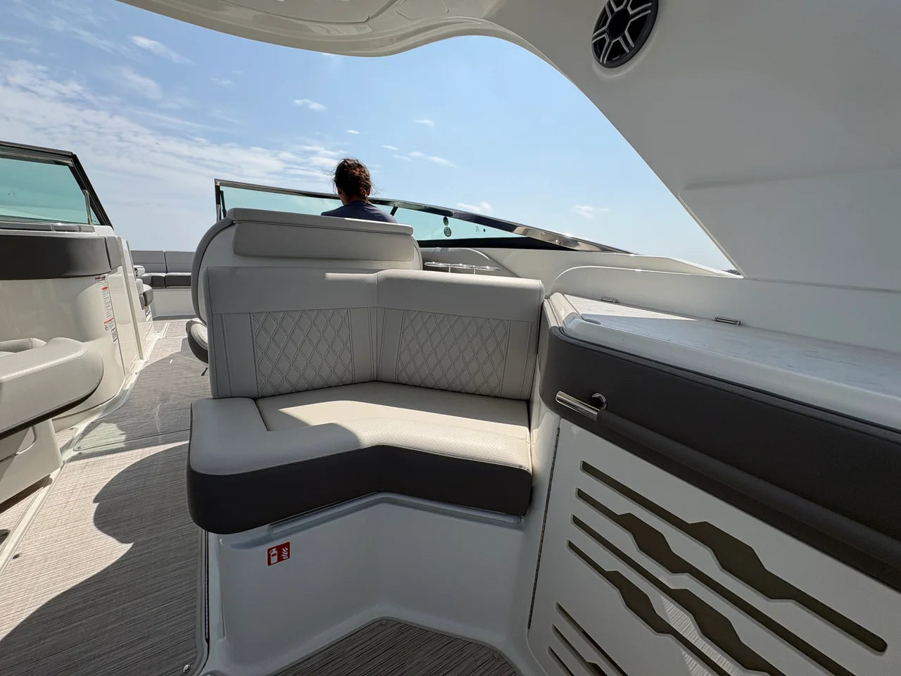 2026 Sea Ray SLX 310 Outboard 31.0 feet, Clearwater, Florida #24