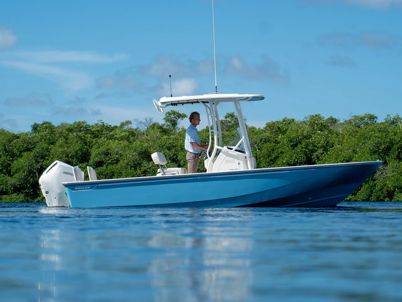 2026 Boston Whaler 210 Montauk 21.0 feet, Clearwater, Florida #22