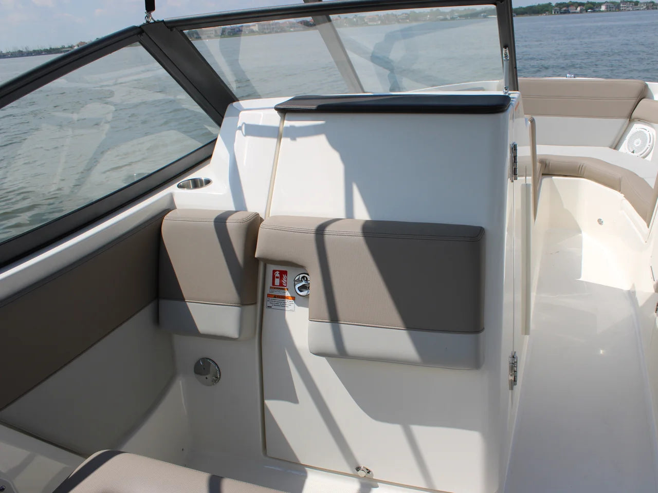 2026 Boston Whaler 210 Vantage 21.0 feet, Clearwater, Florida #55