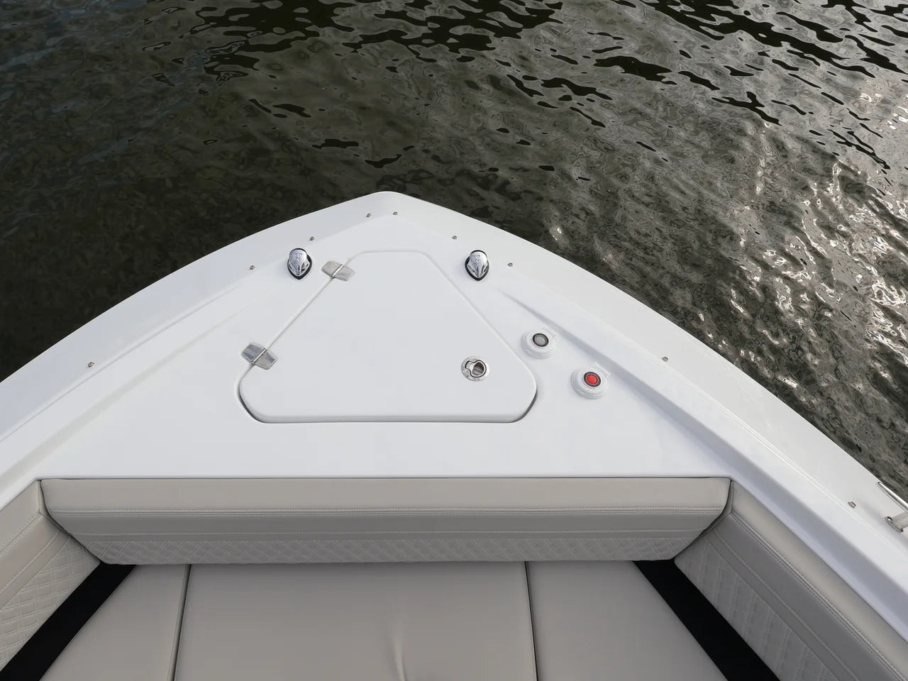 2026 Cruisers Yachts 42 GLS Outboard 42.0 feet, Clearwater, Florida #47