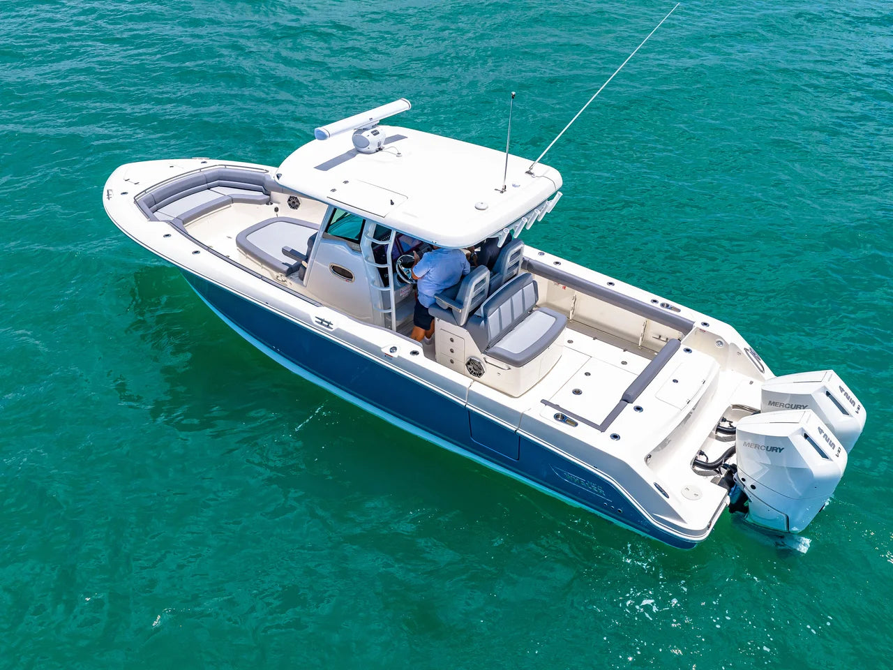 2026 Boston Whaler 330 Outrage 33.0 feet, Clearwater, Florida #14