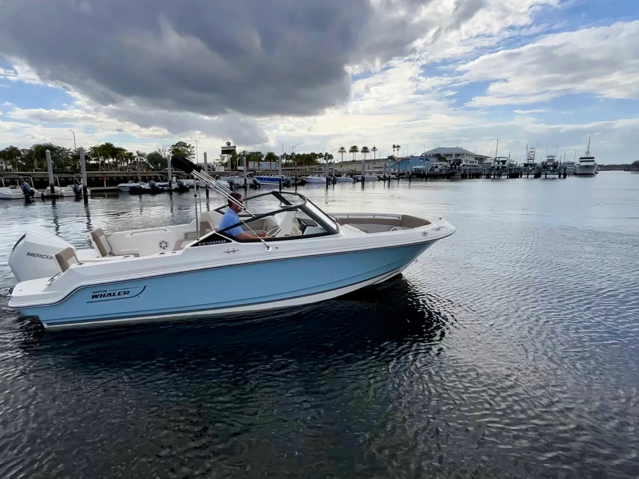 2025 Boston Whaler 210 Vantage 21.0 feet, Clearwater, Florida #38