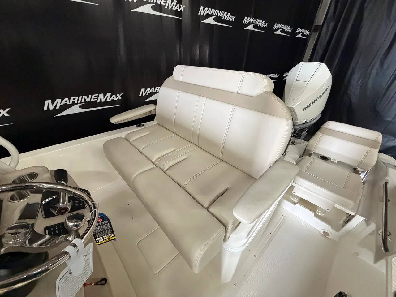 2026 Boston Whaler 250 Dauntless 25.0 feet, Clearwater, Florida #23