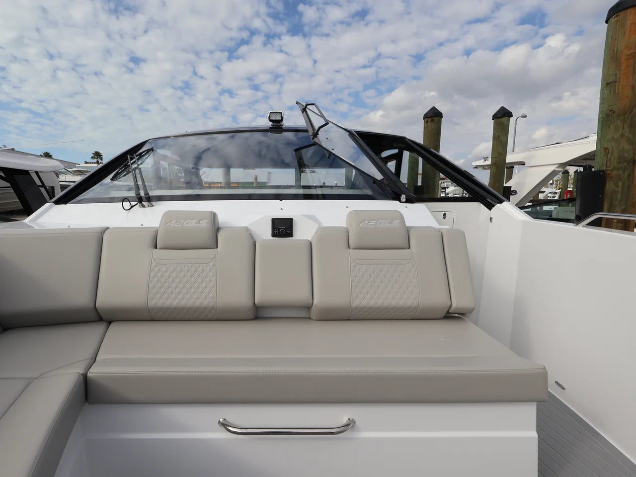 2026 Cruisers Yachts 42 GLS Outboard 42.0 feet, Clearwater, Florida #43