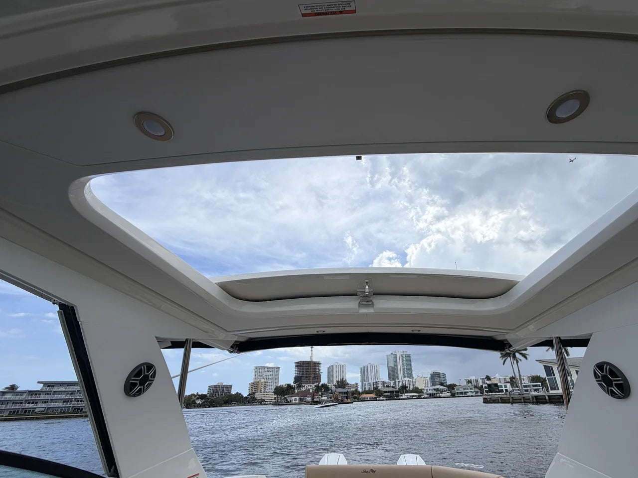2026 Sea Ray Sundancer 320 Outboard 32.0 feet, Clearwater, Florida #32