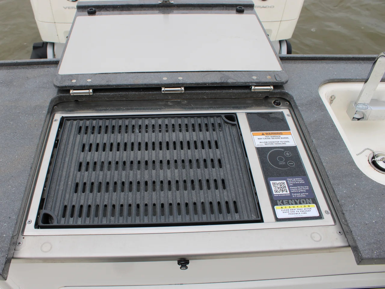 2025 Boston Whaler 365 Conquest 36.0 feet, Clearwater, Florida #51