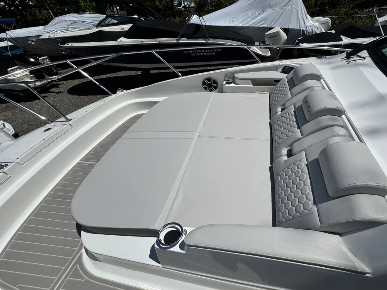 2026 Sea Ray Sundancer 320 Outboard 32.0 feet, Clearwater, Florida #42