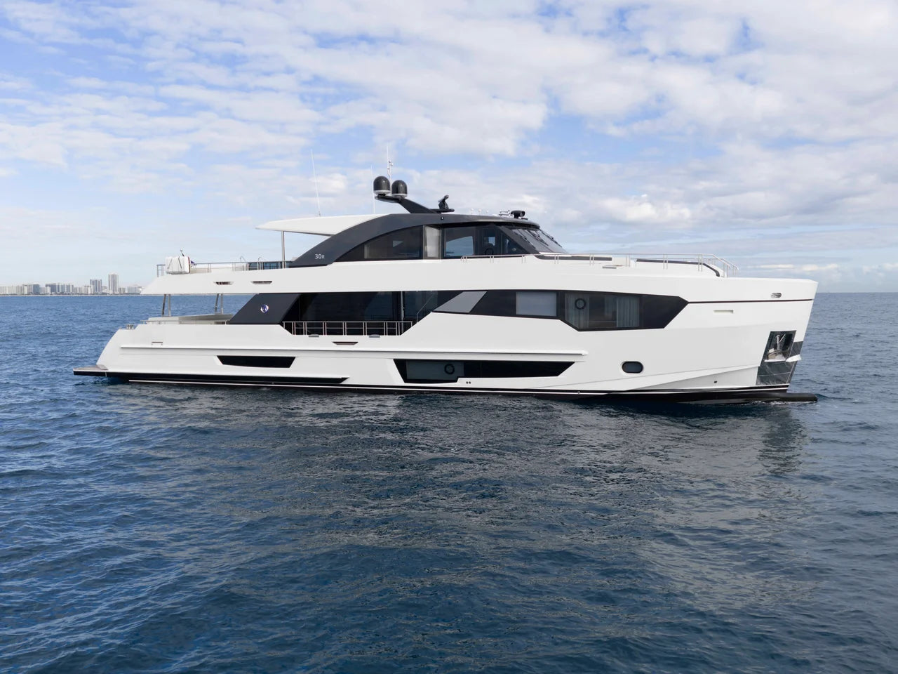 2027 Ocean Alexander 30R 98.0 feet, Clearwater, Florida #4