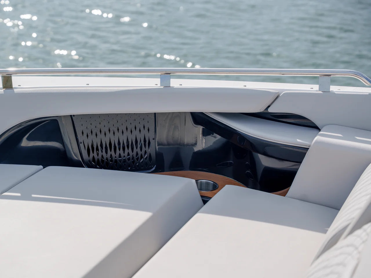 2026 Sea Ray Sundancer 370 Outboard 37.0 feet, Clearwater, Florida #42